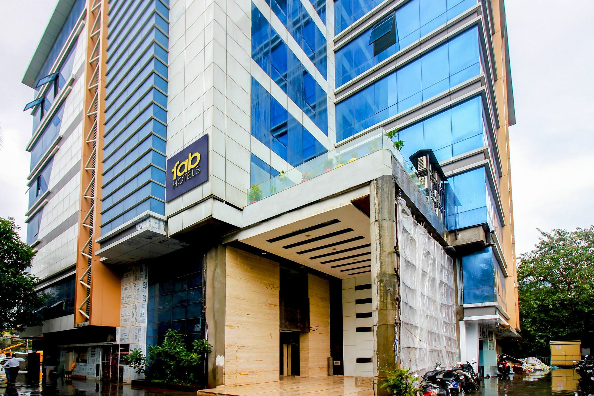 Fabhotel Aksa International - Nr Mumbai International Airport Exterior foto